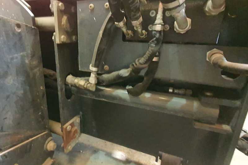 OmecoHub - Immagine BOBCAT MELROE 400